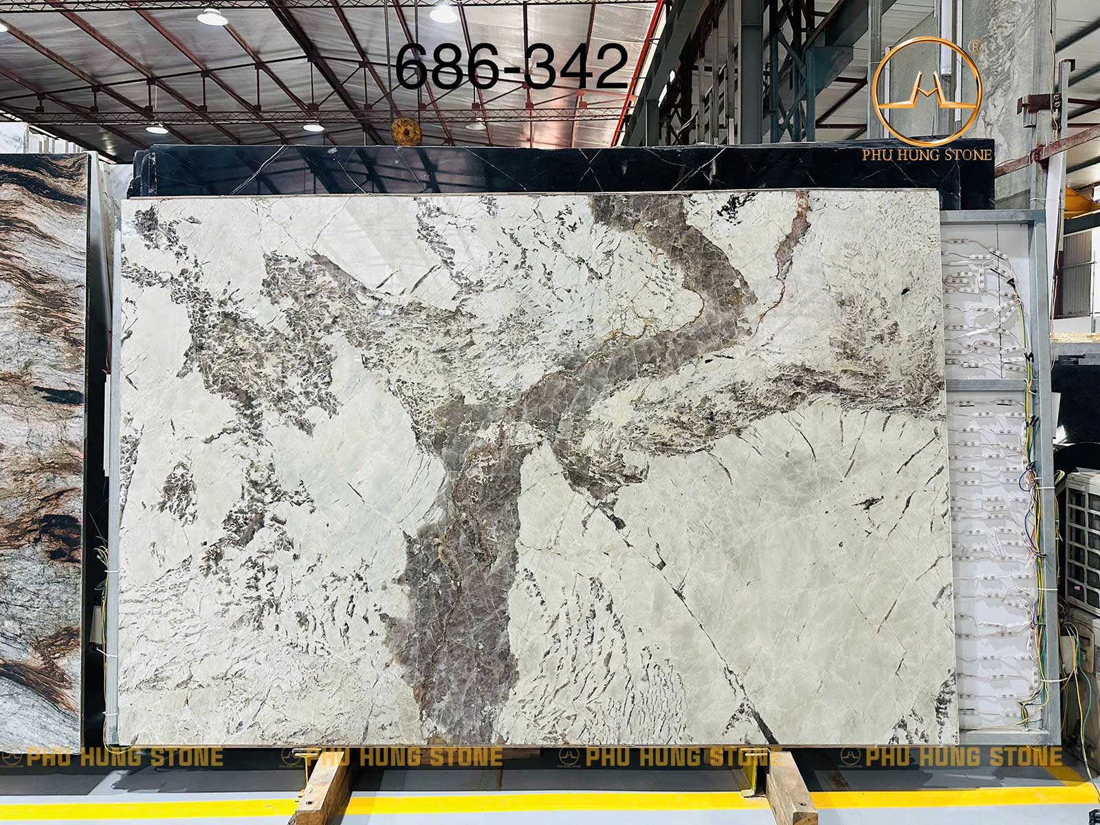 Hình ảnh Đá Granite Alabaster kích thước khổ lớn