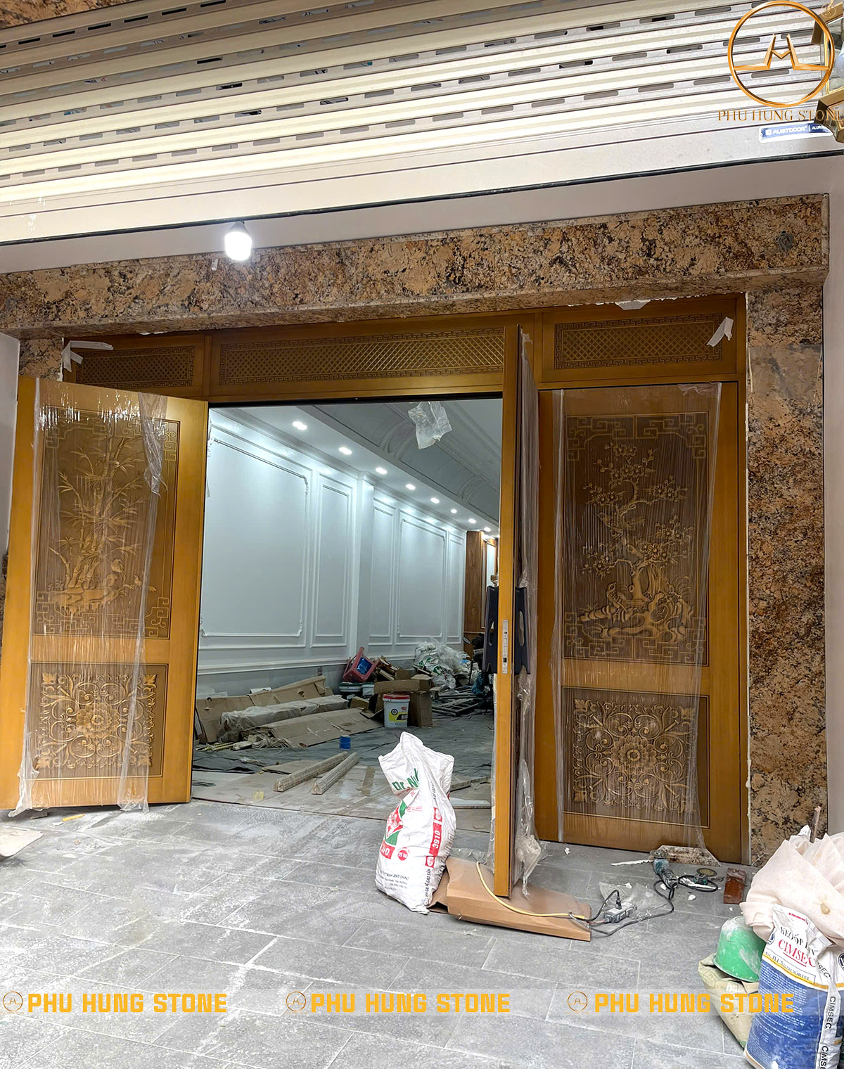 Hình ảnh Đá granite Solarius ốp mặt tiền ấn tượng