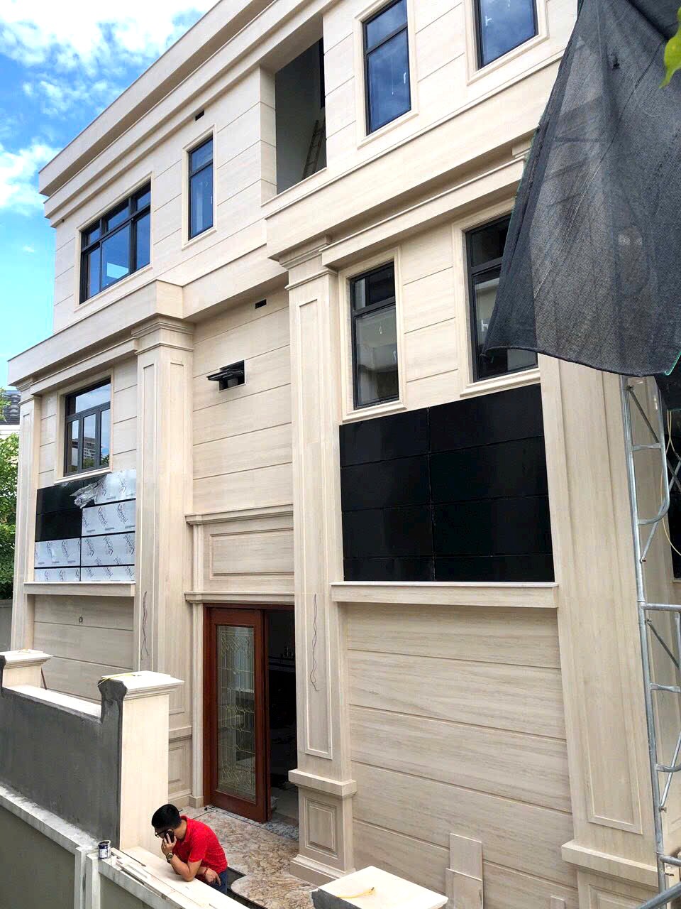 Hình ảnh Đá ốp mặt tiền biệt thự Marble Moca Cream