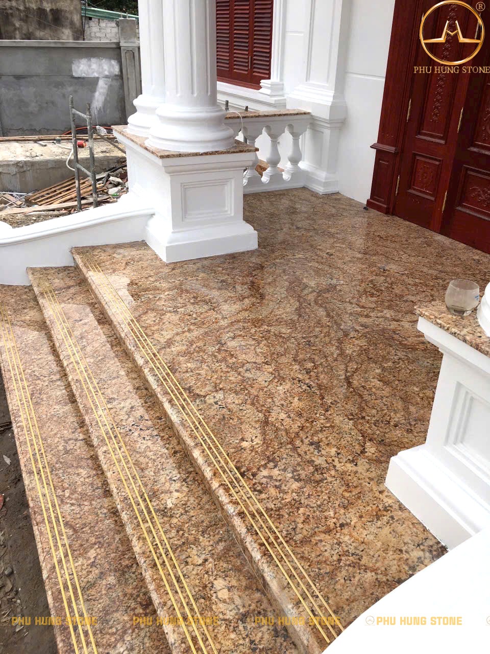 Hình ảnh Đá tam cấp đẹp Granite Solarius sang trọng