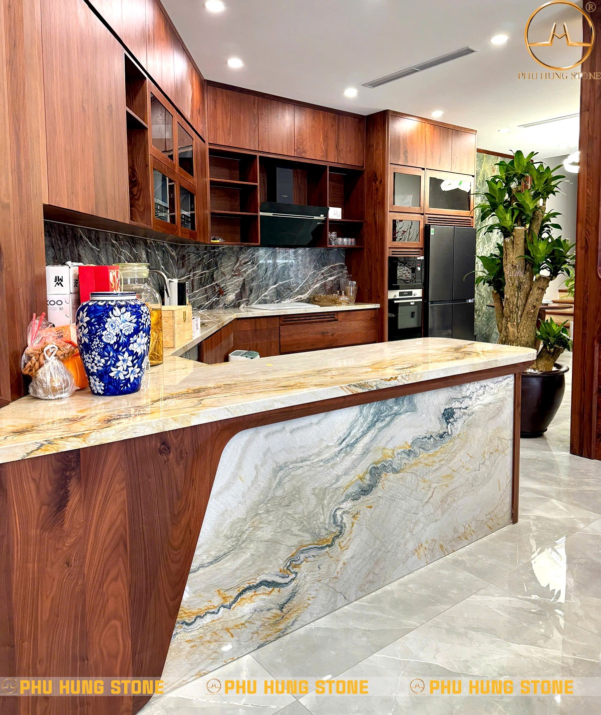 Hình ảnh Đá tự nhiên ốp bếp và làm bàn đảo bếp đẹp