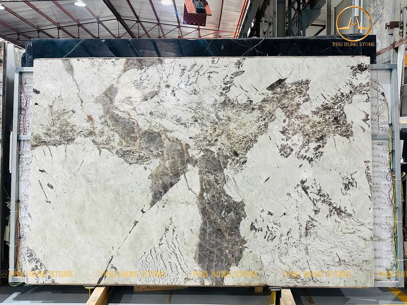 Hình ảnh Mẫu đá granite Alabaster White khổ lớn