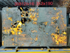 Hình ảnh Mẫu đá Granite Alpinus White 6 xuyên sáng đẹp