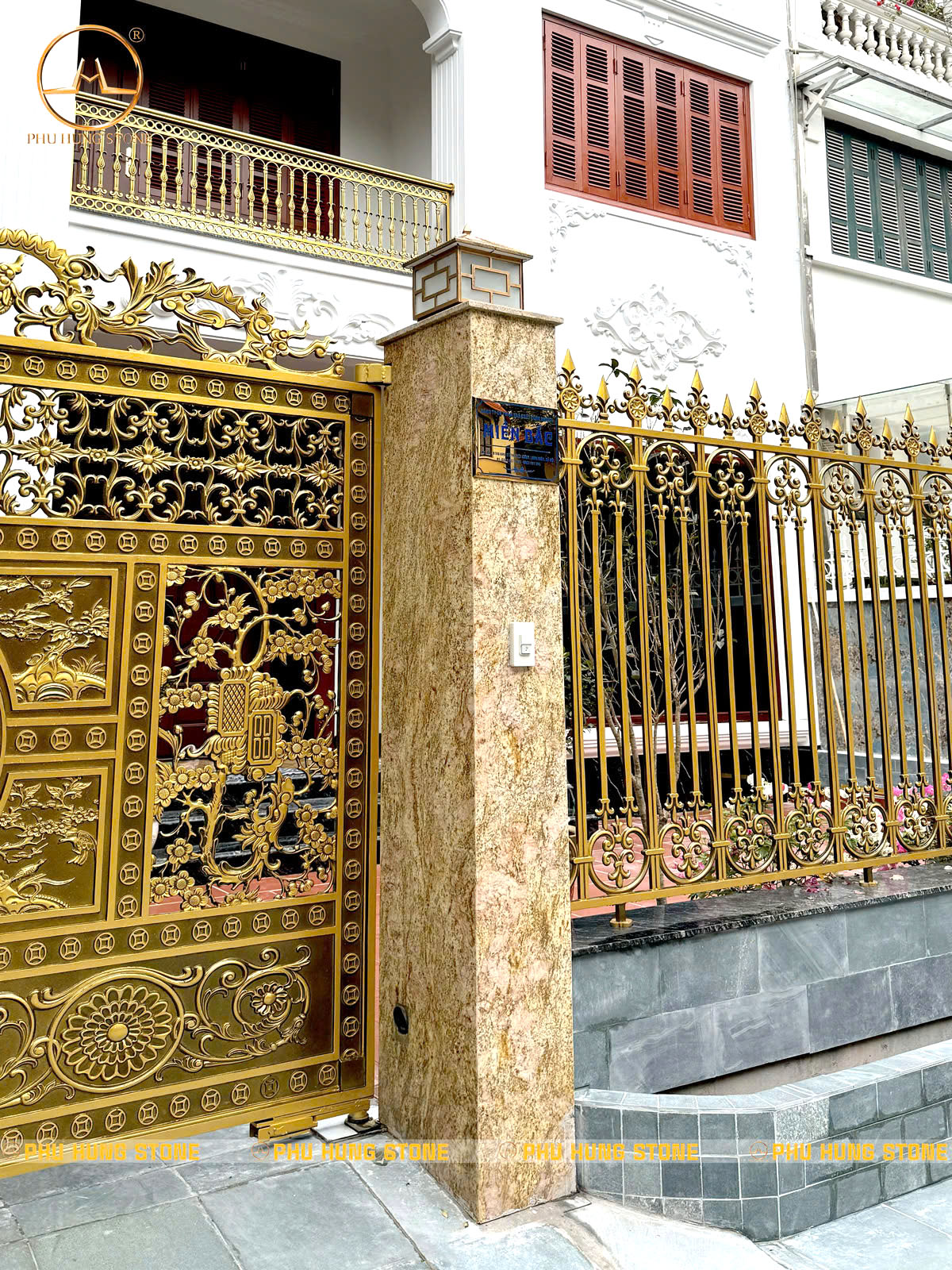 Hình ảnh Mẫu đá granite vàng hoàng gia ốp cột cổng đẹp