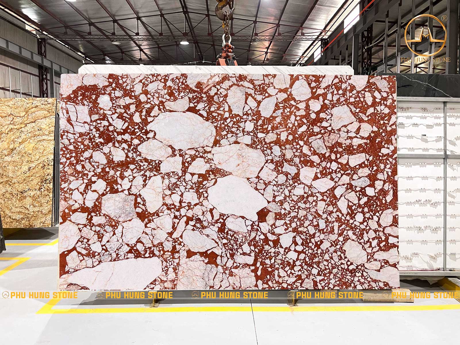 Hình ảnh Mẫu đá marble Calacatta Red với 2 tone màu trắng - đỏ
