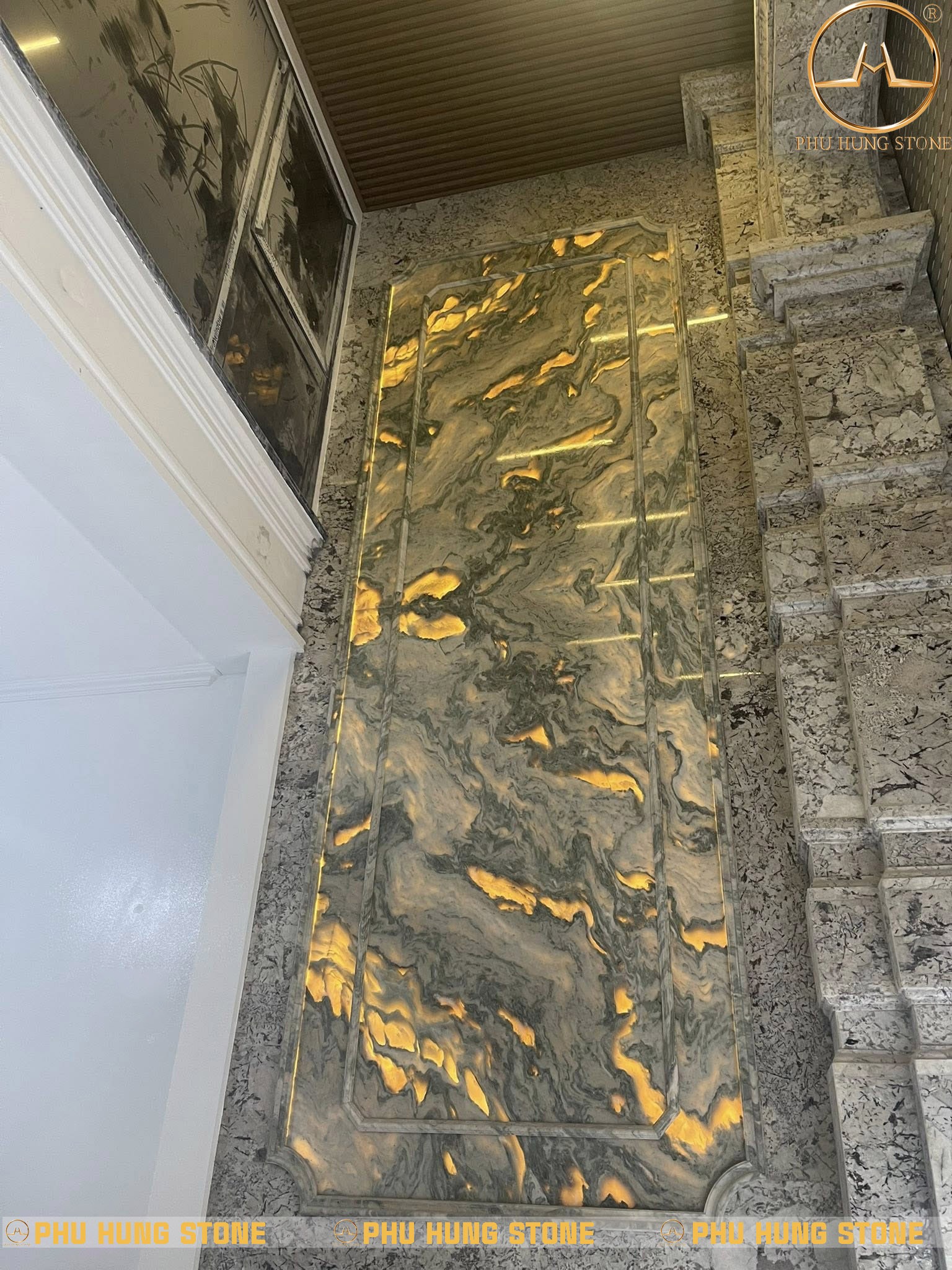 Hình ảnh Tranh đá thông tầng Milano xuyên sáng đẹp